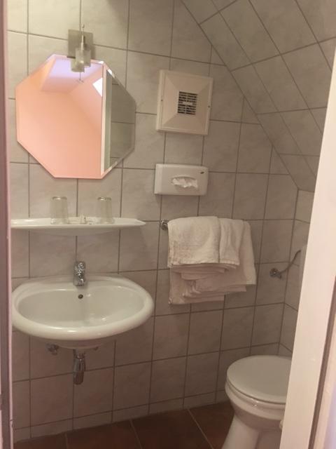 Bed & Breakfast Goldener Stiefel Mariazell Exterior photo